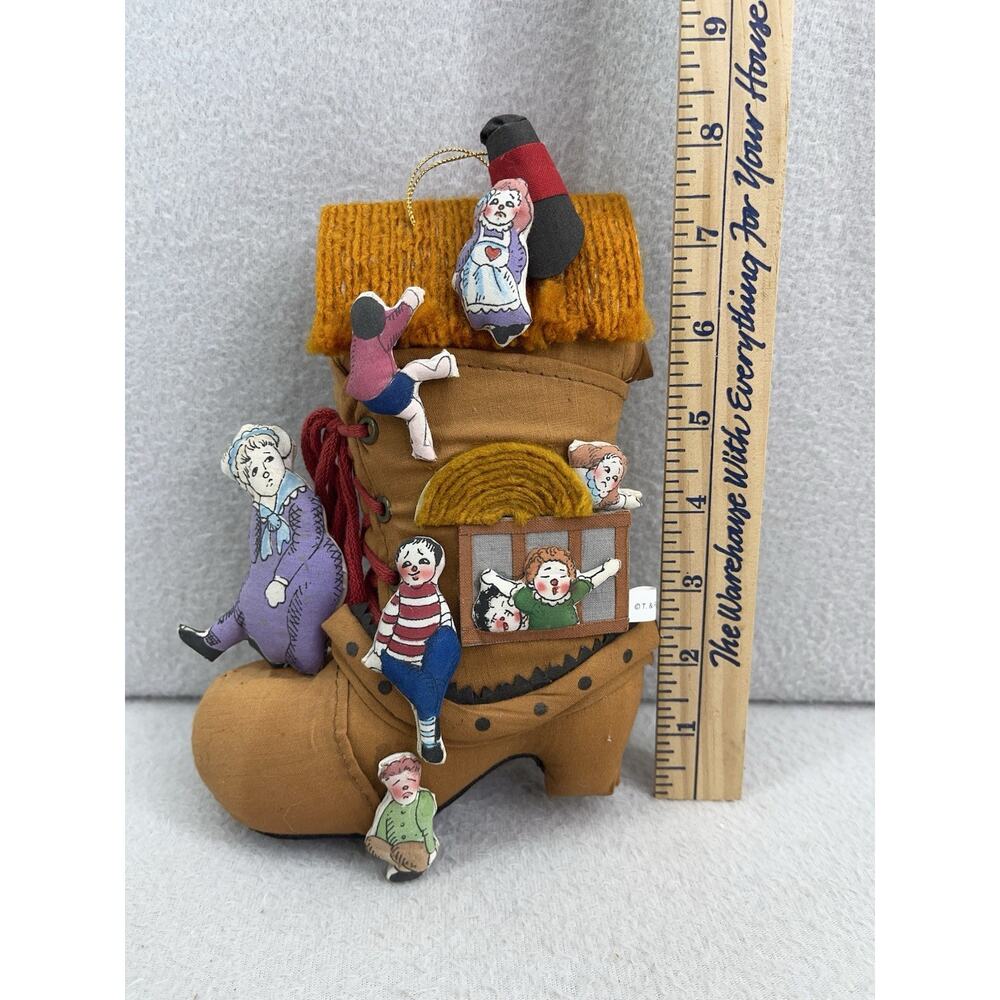 VTG T&R Floyd Old Lady Lived in a Shoe Plush Ornament 1989 Christma - Picture 6 of 9